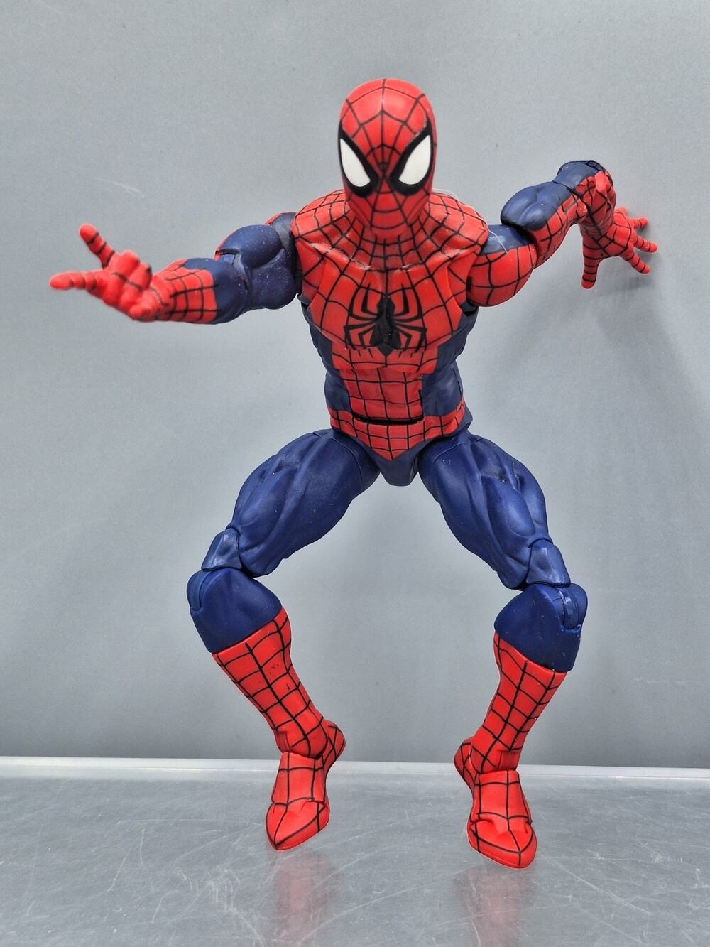 Hasbro ~Legends~Spider-Man~Maximum Series~5.5" Action Figure Toy~No Accessories